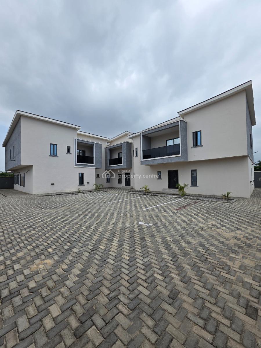 Massive 4 Bedroom Semi-detached Duplex with Bq, Lekki Scheme 2, Lekki Phase 2, Lekki, Lagos, Semi-detached Duplex for Sale