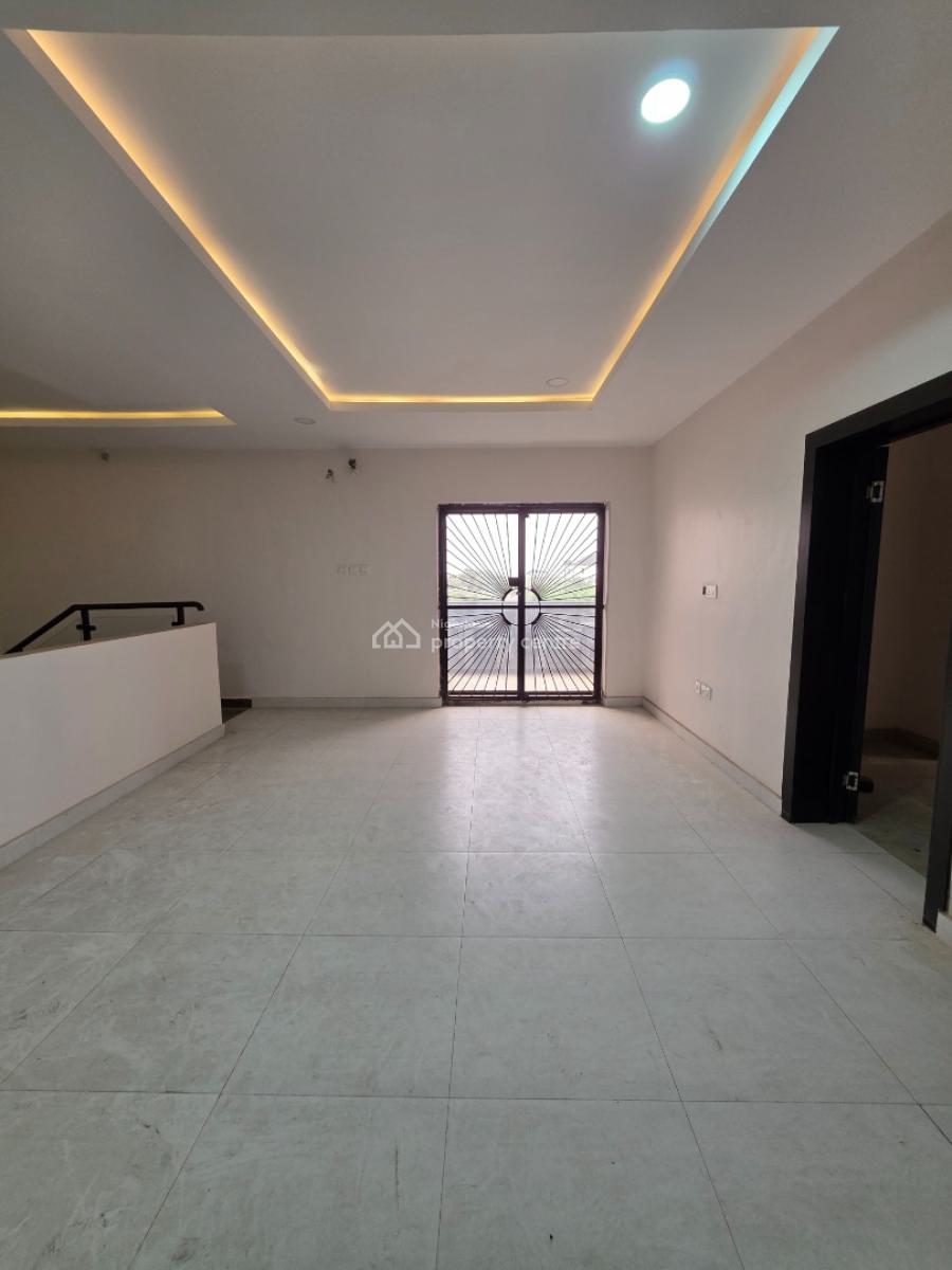 Massive 4 Bedroom Semi-detached Duplex with Bq, Lekki Scheme 2, Lekki Phase 2, Lekki, Lagos, Semi-detached Duplex for Sale