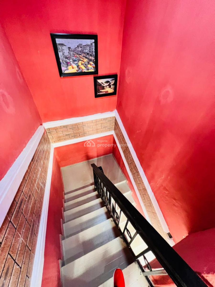 2 Bedroom Serviced Apartment, Peace Estate, Ipaja Lagos, Ipaja, Lagos, Flat / Apartment Short Let