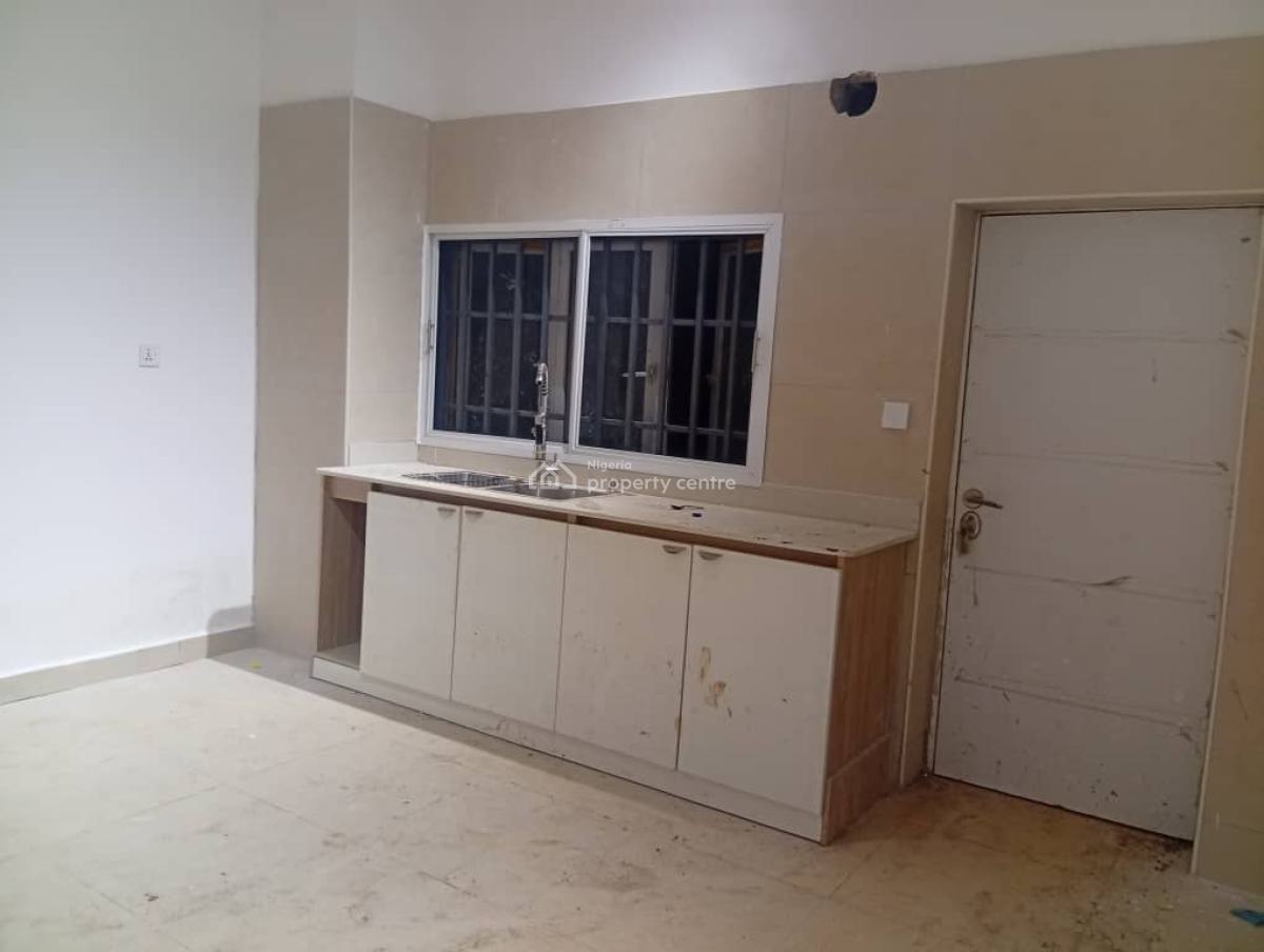 Luxury 4 Bedroom Terrace, Utako, Abuja, Flat / Apartment for Rent