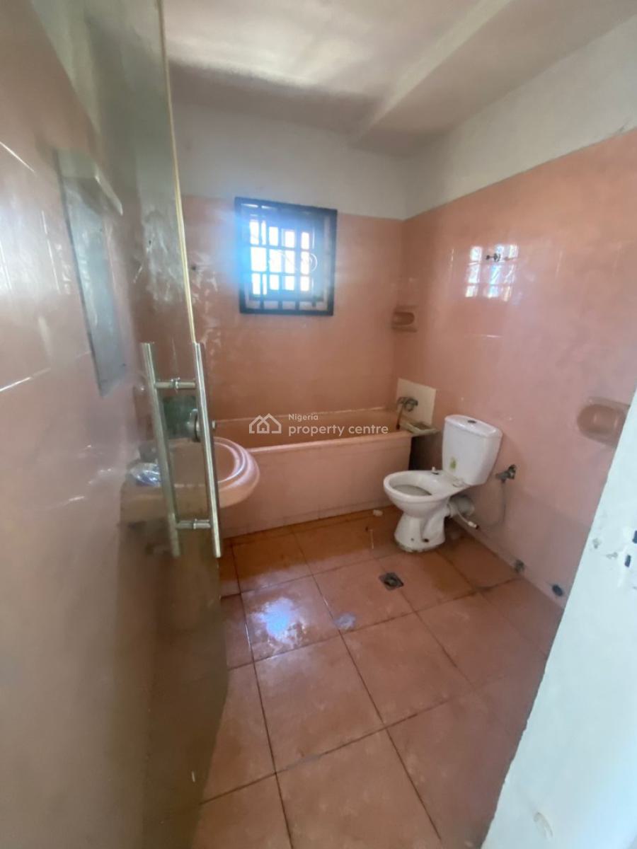 1st Floor Commercial Space with Toilet/bathroom, Off Adebayo Doherty, Lekki Phase 1, Lekki, Lagos, Commercial Property for Rent