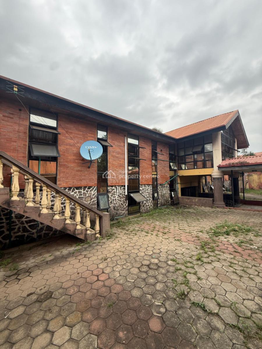 23 Rooms Commercial Property, Aare Avenue, New Bodija, Ibadan, Oyo, Hostel for Sale