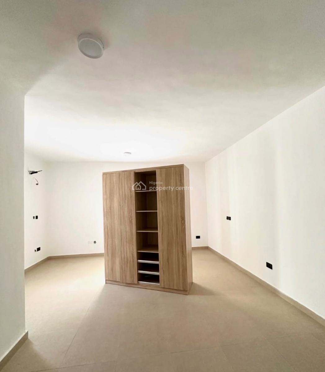 Nicely Built 3 Bedroom Apartment, Lekki Scheme 2 Ajah, Ajah, Lagos, Flat / Apartment for Sale