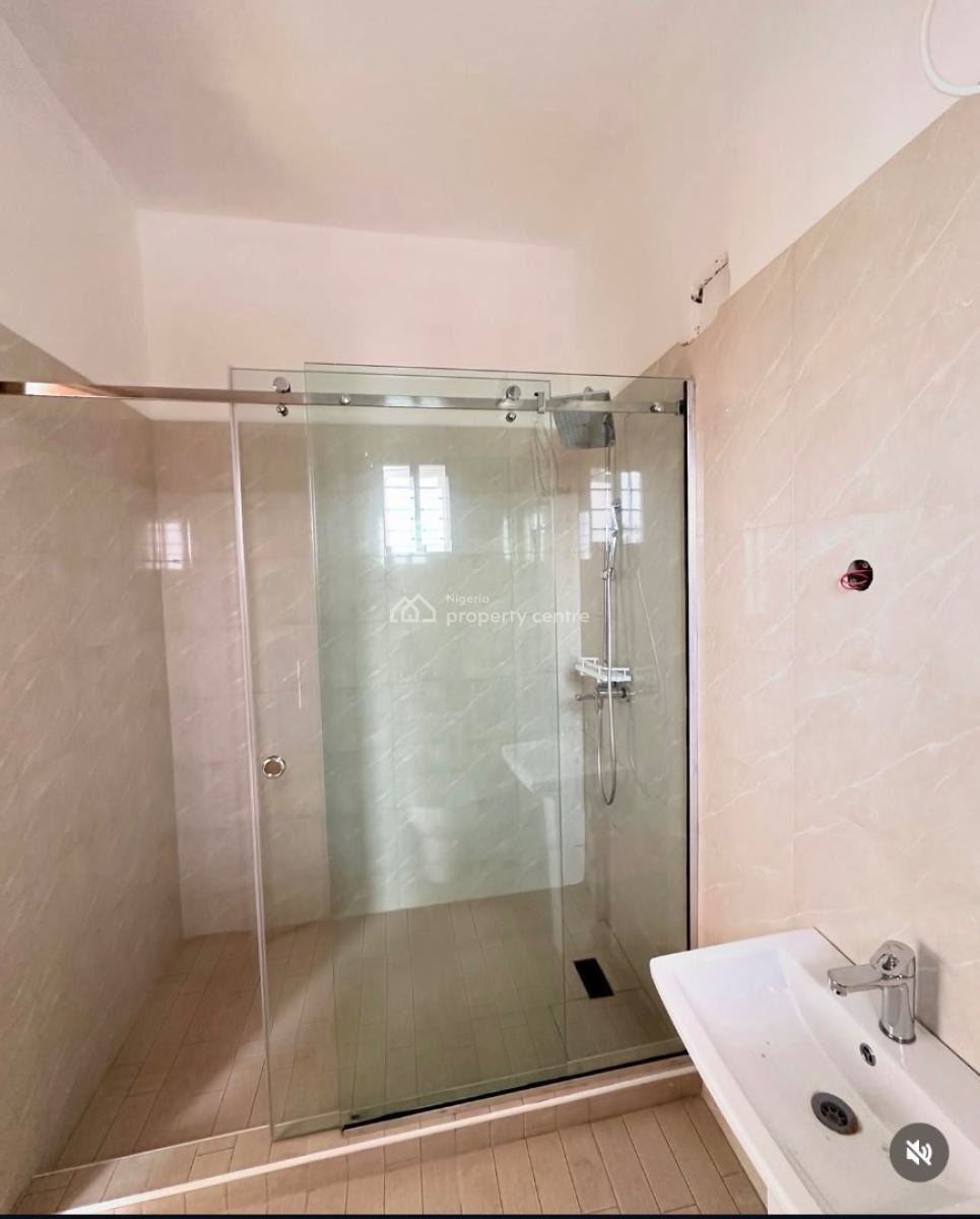 Nicely Built 3 Bedroom Apartment, Lekki Scheme 2 Ajah, Ajah, Lagos, Flat / Apartment for Sale