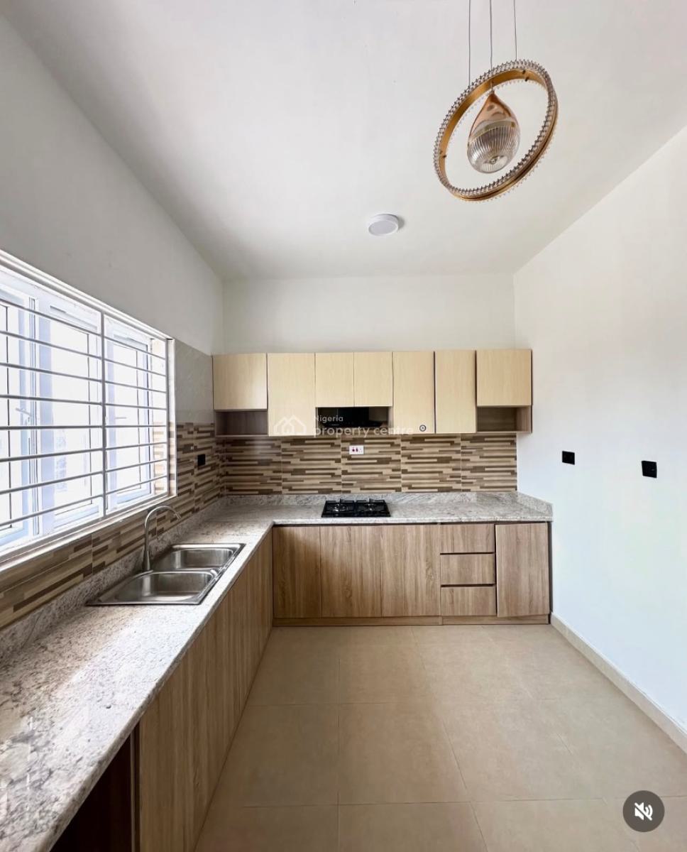 Nicely Built 3 Bedroom Apartment, Lekki Scheme 2 Ajah, Ajah, Lagos, Flat / Apartment for Sale