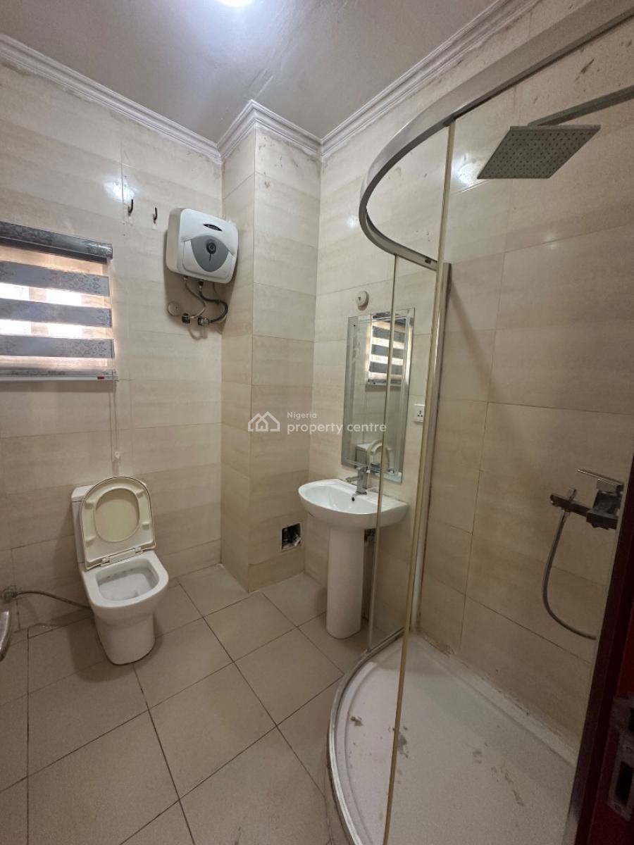 Spacious 3 Bedroom Apartment, Bourdillon Court Estate, Chevron Drive, Osapa, Lekki, Lagos, Flat / Apartment for Rent