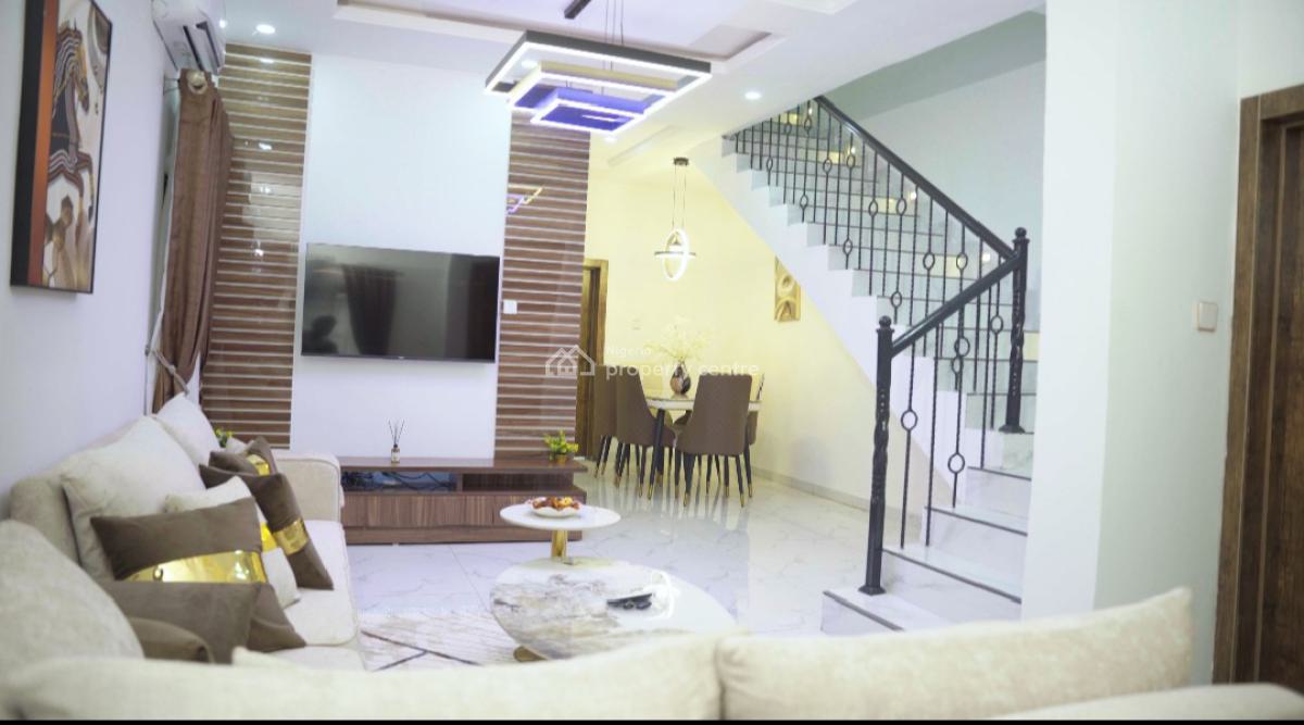Lovely 4 Bedrm Semi Detach Duplex, Wasimi Estate, Off Bank Anthony Way, Maryland, Maryland, Lagos, Semi-detached Duplex Short Let