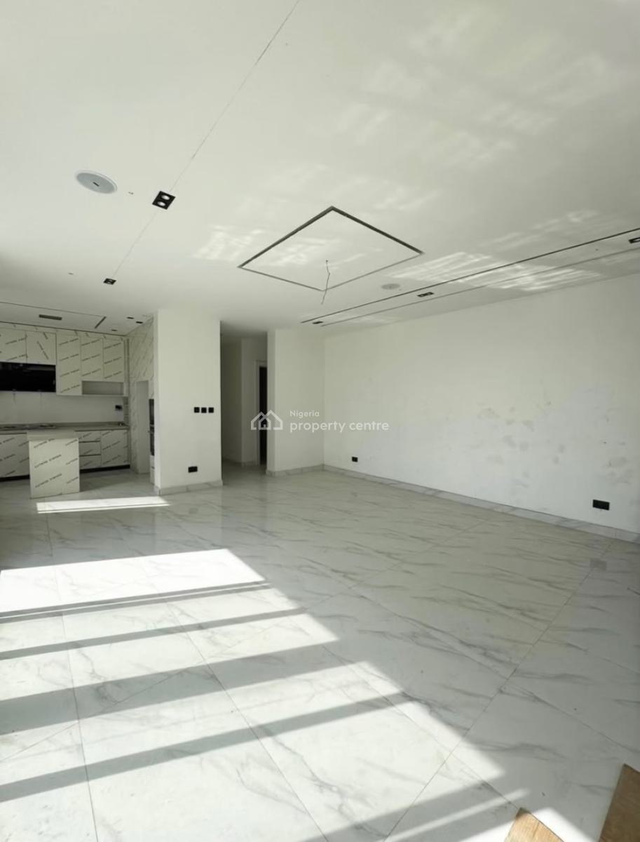 Luxury & Spacious 2 Bedroom Serviced Apartment with Swimming Pool, Lekki Phase 1, Lekki, Lagos, Flat / Apartment for Rent