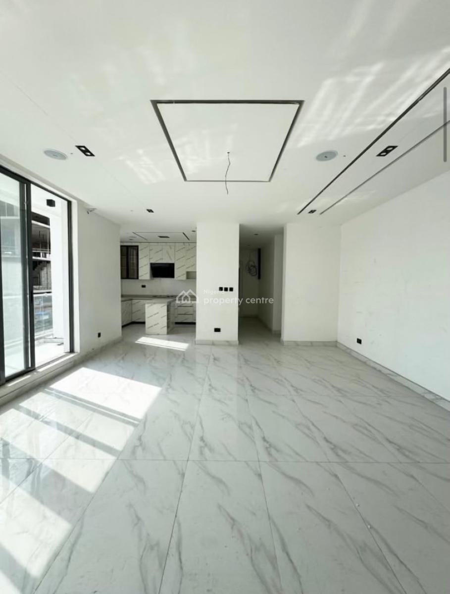 Luxury & Spacious 2 Bedroom Serviced Apartment with Swimming Pool, Lekki Phase 1, Lekki, Lagos, Flat / Apartment for Rent