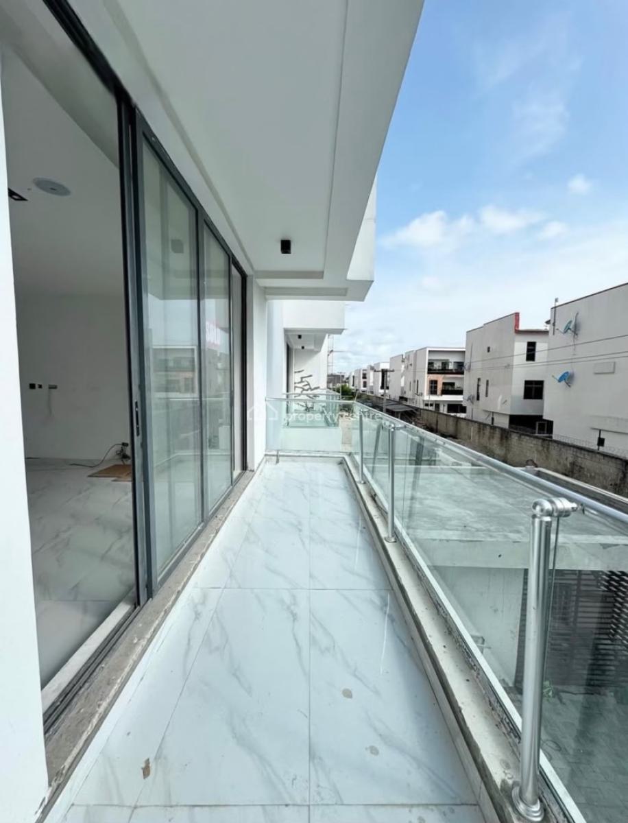 Luxury & Spacious 2 Bedroom Serviced Apartment with Swimming Pool, Lekki Phase 1, Lekki, Lagos, Flat / Apartment for Rent
