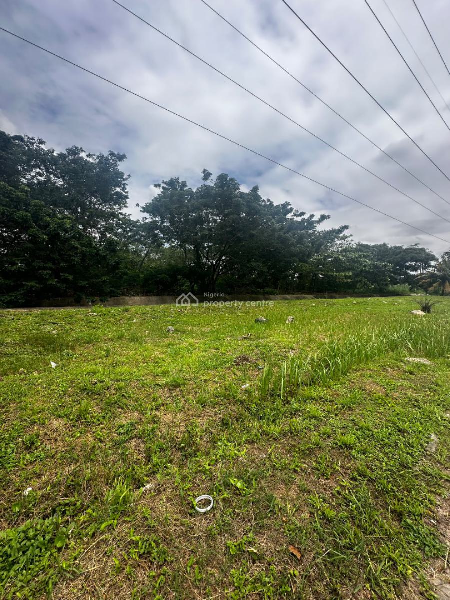 Nicely Located and Strategic 1905sqm Land in Secured Location, Mike Adenuga Close, Victoria Island (vi), Lagos, Mixed-use Land for Sale
