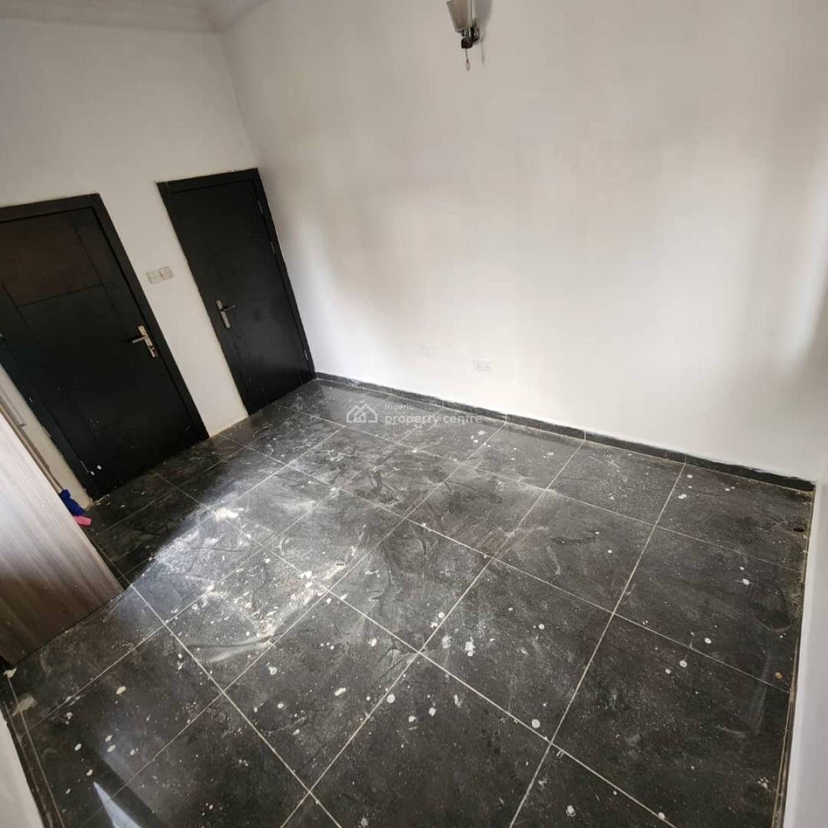 One Room (shared), Ikota, Lekki, Lagos, Self Contain (single Rooms) for Rent