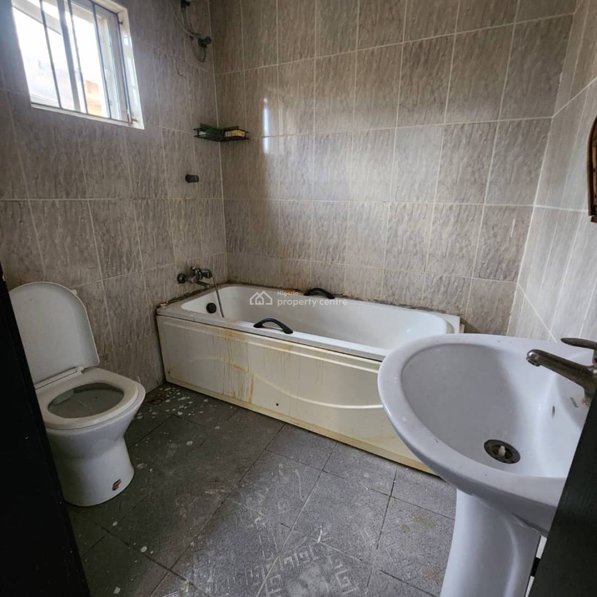 One Room (shared), Ikota, Lekki, Lagos, Self Contain (single Rooms) for Rent