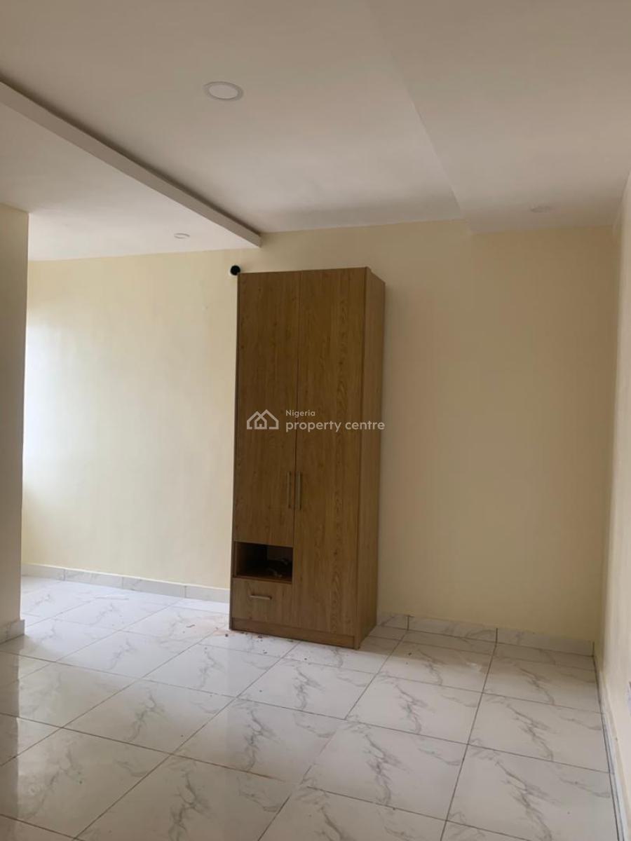 Newly Built Self Serviced 3-bedroom Flat, Osapa, Lekki, Lagos, Flat / Apartment for Rent