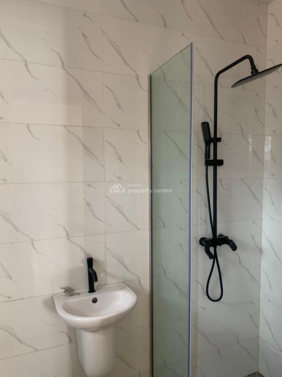 Newly Built Self Serviced 3-bedroom Flat, Osapa, Lekki, Lagos, Flat / Apartment for Rent
