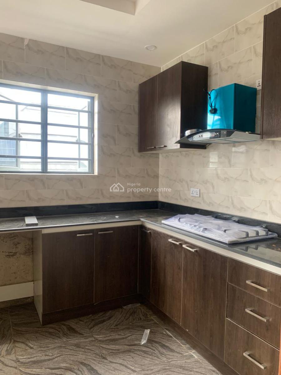 Newly Built Self Serviced 3-bedroom Flat, Osapa, Lekki, Lagos, Flat / Apartment for Rent