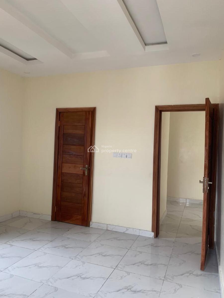 Newly Built Self Serviced 3-bedroom Flat, Osapa, Lekki, Lagos, Flat / Apartment for Rent