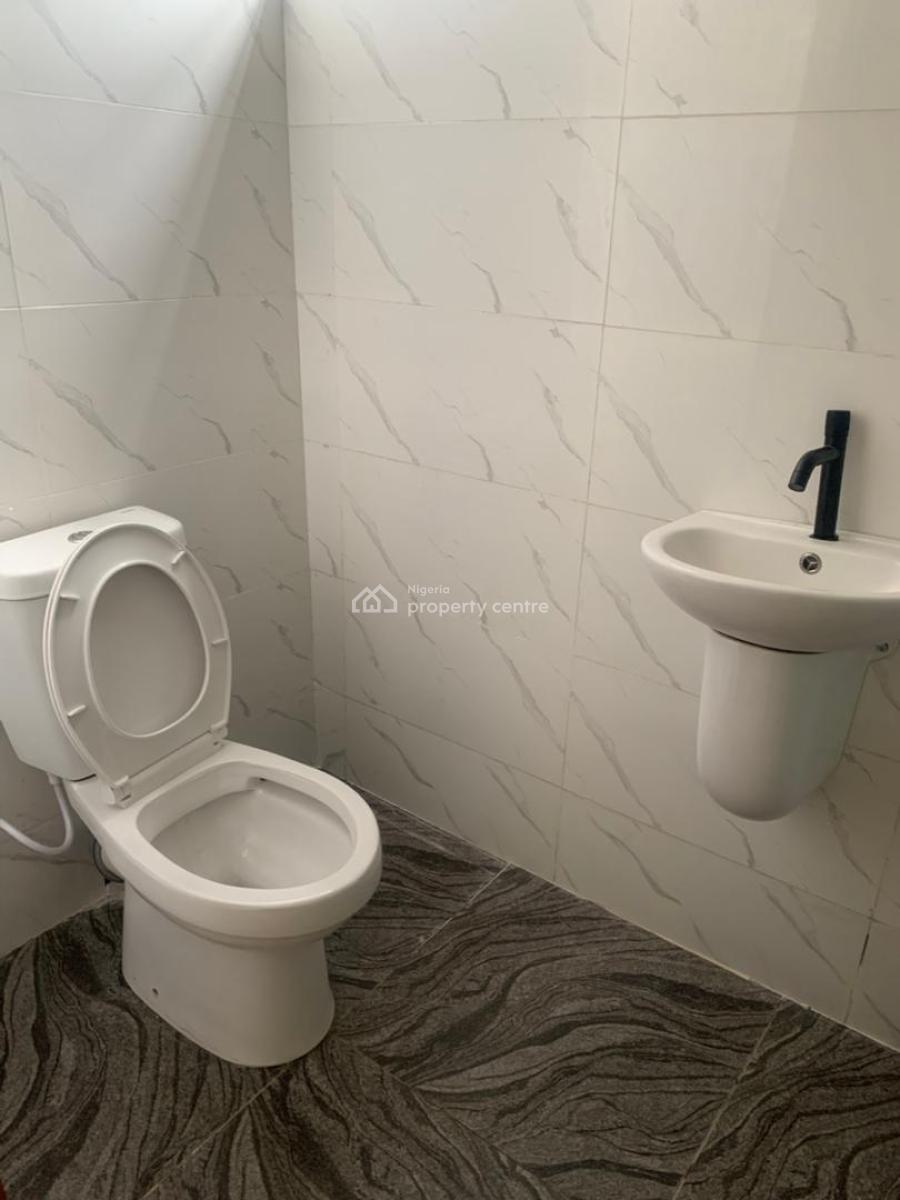 Newly Built Self Serviced 3-bedroom Flat, Osapa, Lekki, Lagos, Flat / Apartment for Rent