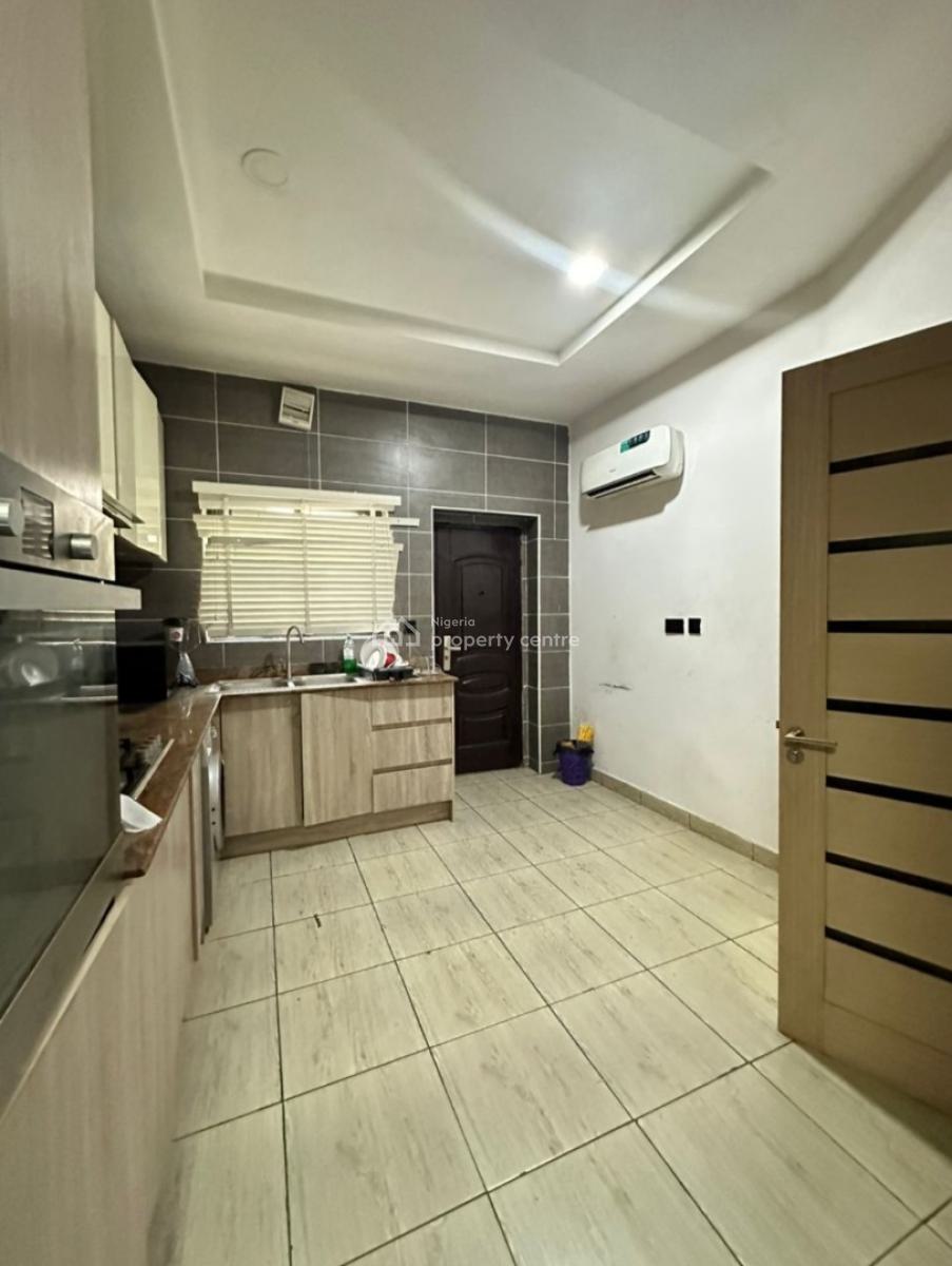 4, Lekki Phase 1, Lekki, Lagos, Terraced Duplex for Sale