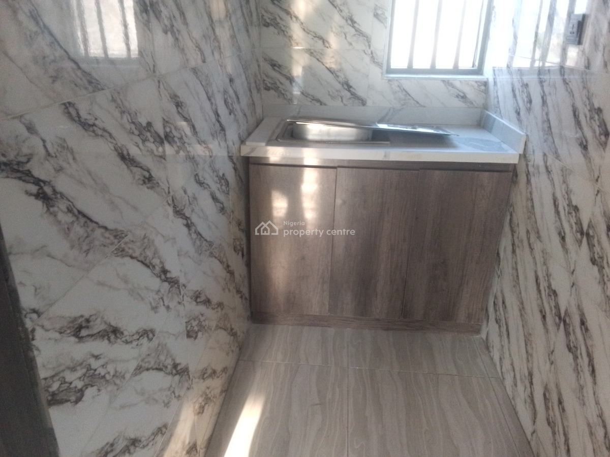 Newly Buildt Luxury Spacious Luxury Selfcon with Excellent Features, Ogombo/olokonla Rd, Ogombo, Ajah, Lagos, Self Contain (single Rooms) for Rent