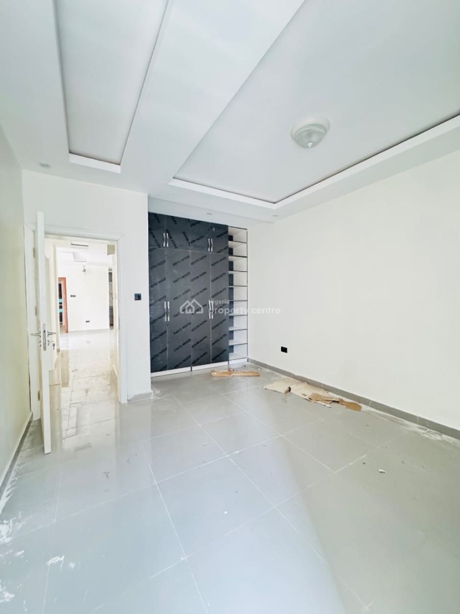 Newly Built Two Bedroom Apartment, Ikate Lekki, Lekki Phase 2, Lekki, Lagos, Flat / Apartment for Rent