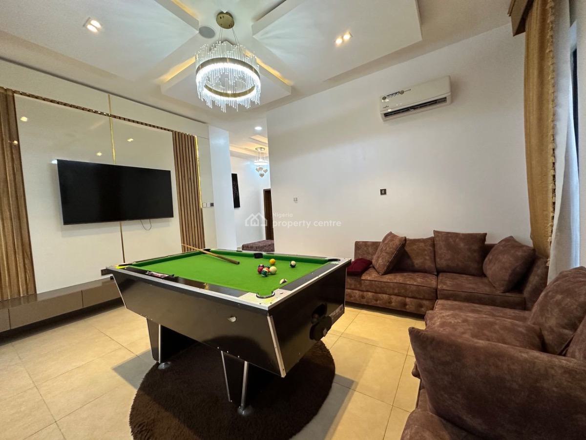 Luxury 4 Bed Duplex with Snooker, Jacuzzi and Fast Wifi, Available for Parties ( T & C Applies), Ikate, Lekki, Lagos, House Short Let