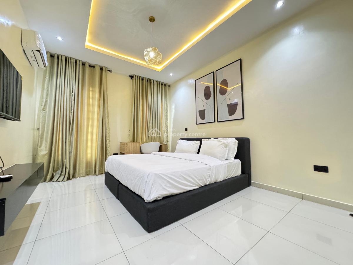 Luxurious 3 Bedroom Maisonette with Ps5 and Swimming Pool, Perfect for Staycations, Lekki Phase 1, Lekki, Lagos, Flat / Apartment Short Let