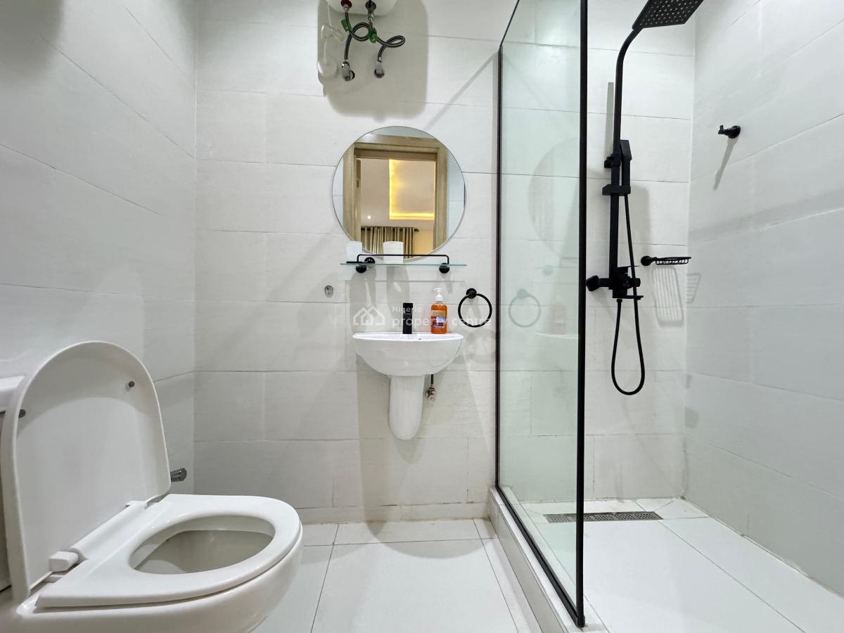 Luxurious 3 Bedroom Maisonette with Ps5 and Swimming Pool, Perfect for Staycations, Lekki Phase 1, Lekki, Lagos, Flat / Apartment Short Let