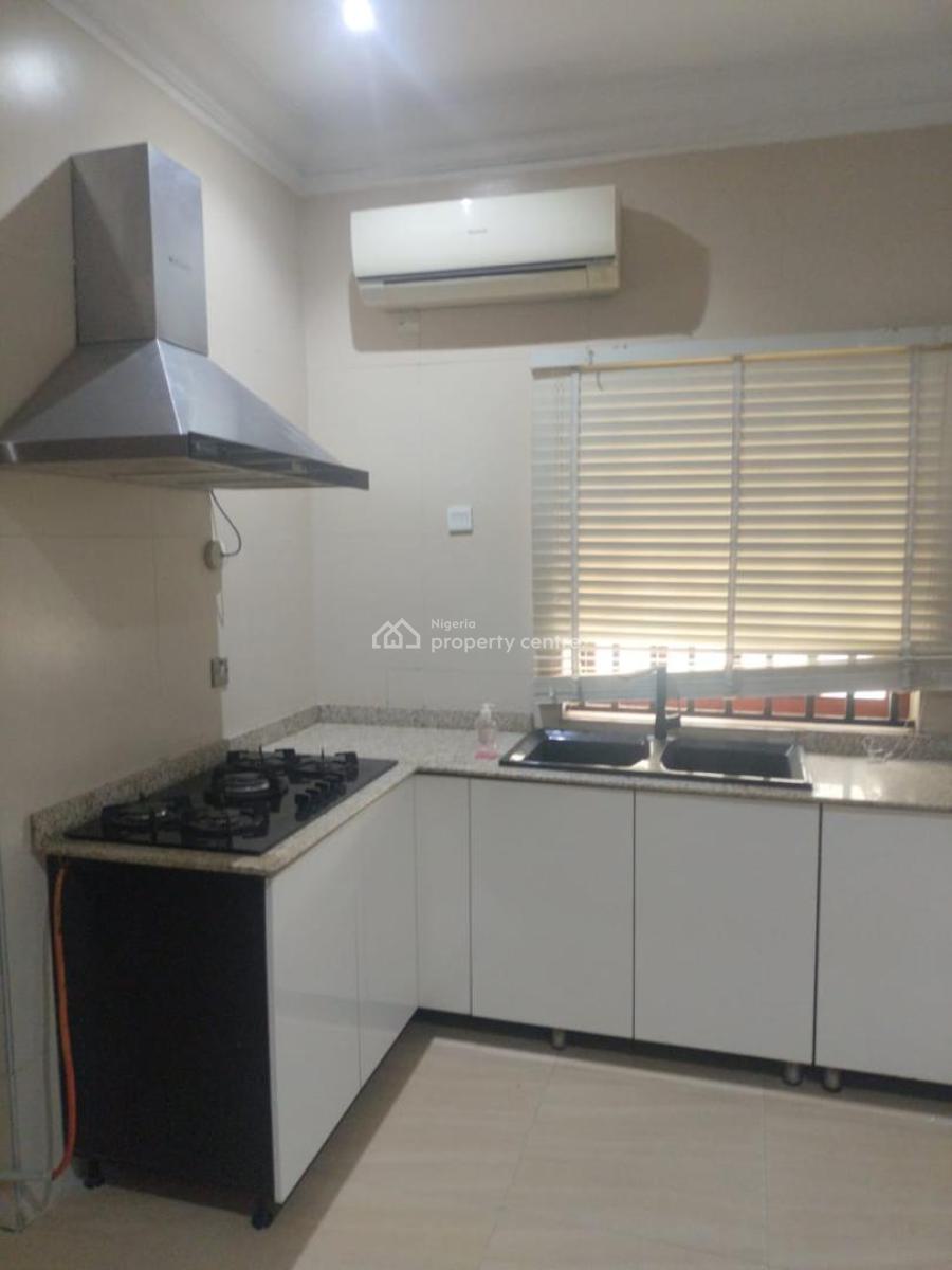 Luxury and Well Maintained 3 Bedroom Flat with Bq, Mojisola Onikoyi, Ikoyi, Lagos, Flat / Apartment for Sale