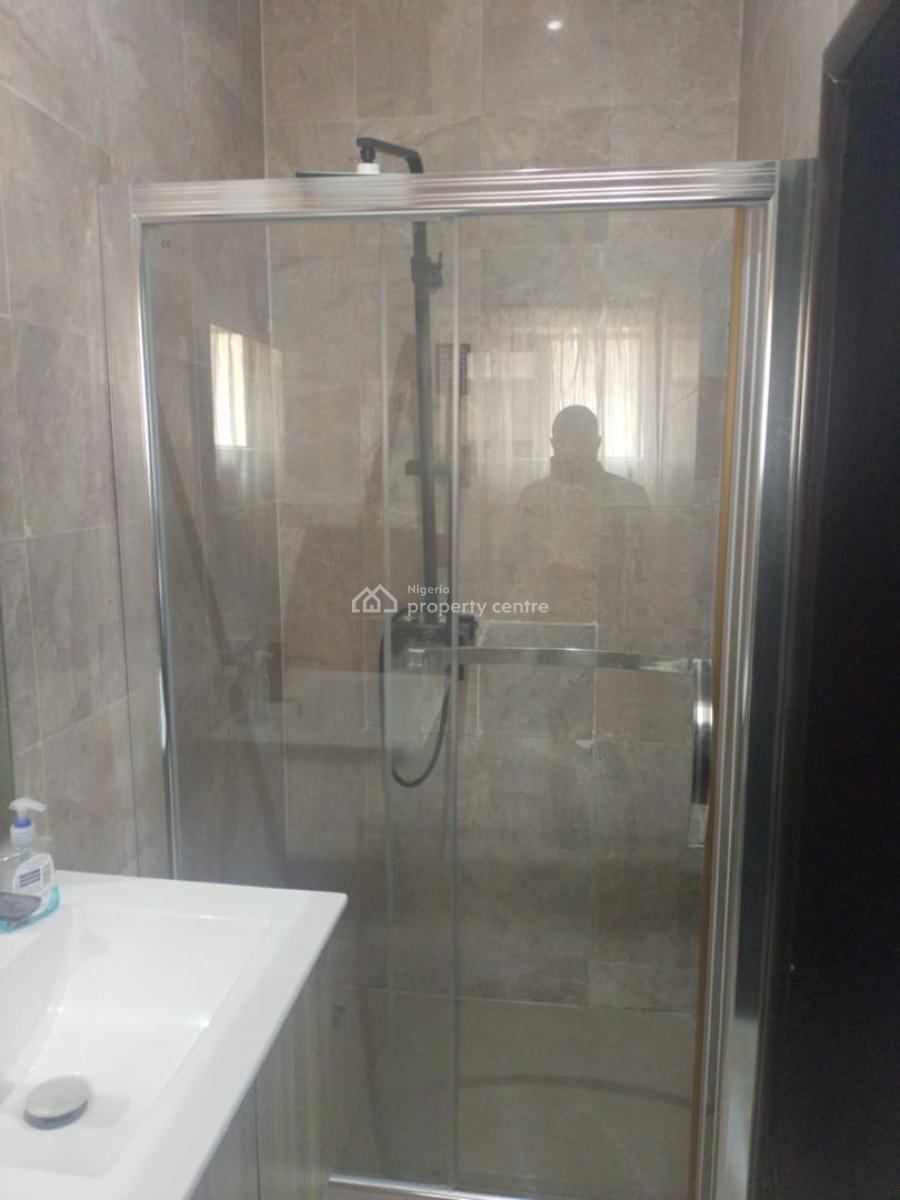 Luxury and Well Maintained 3 Bedroom Flat with Bq, Mojisola Onikoyi, Ikoyi, Lagos, Flat / Apartment for Sale
