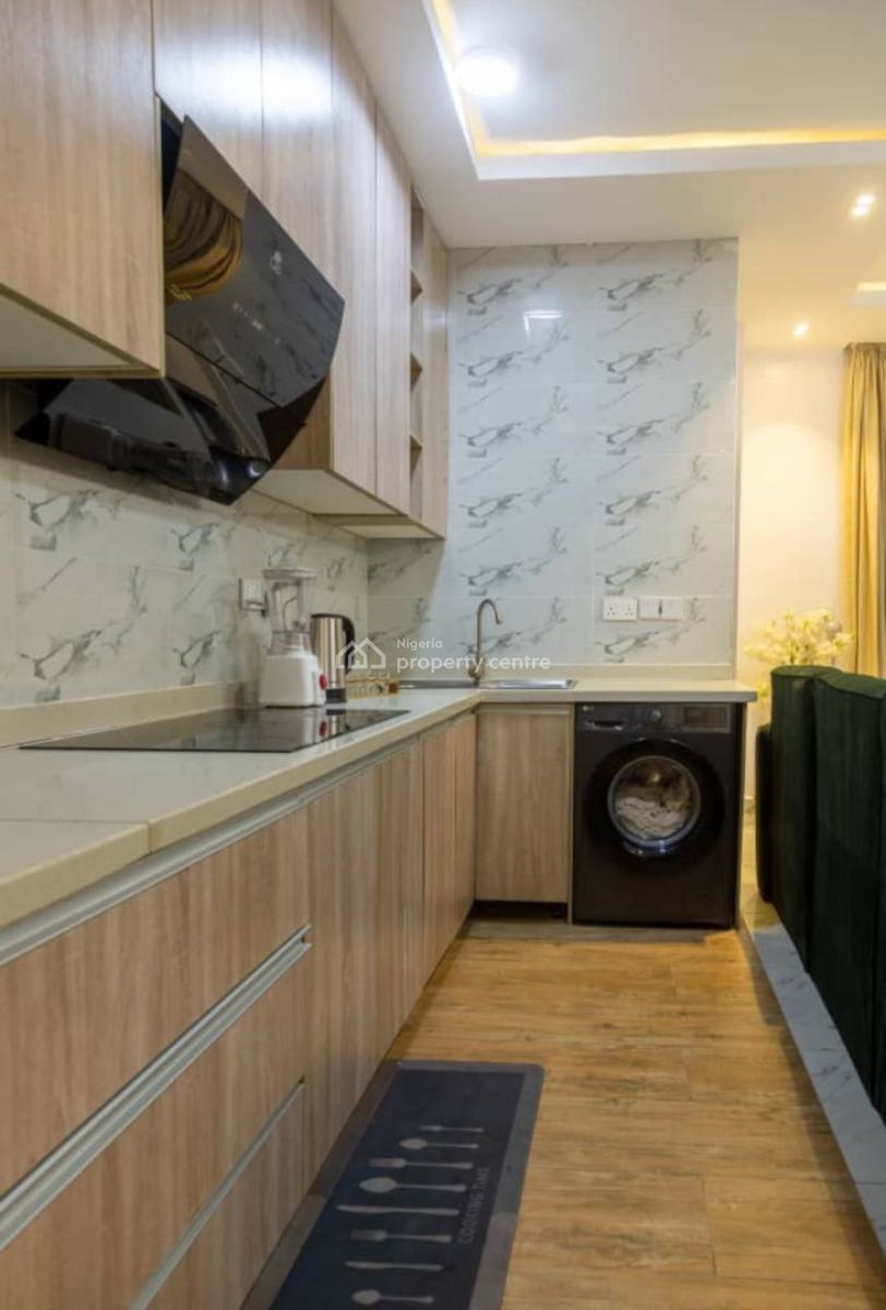 Luxury 2 Bedroom Fully Furnished, Perinwinkle Life Style Estate, Lekki Phase 1, Lekki, Lagos, Flat / Apartment for Rent