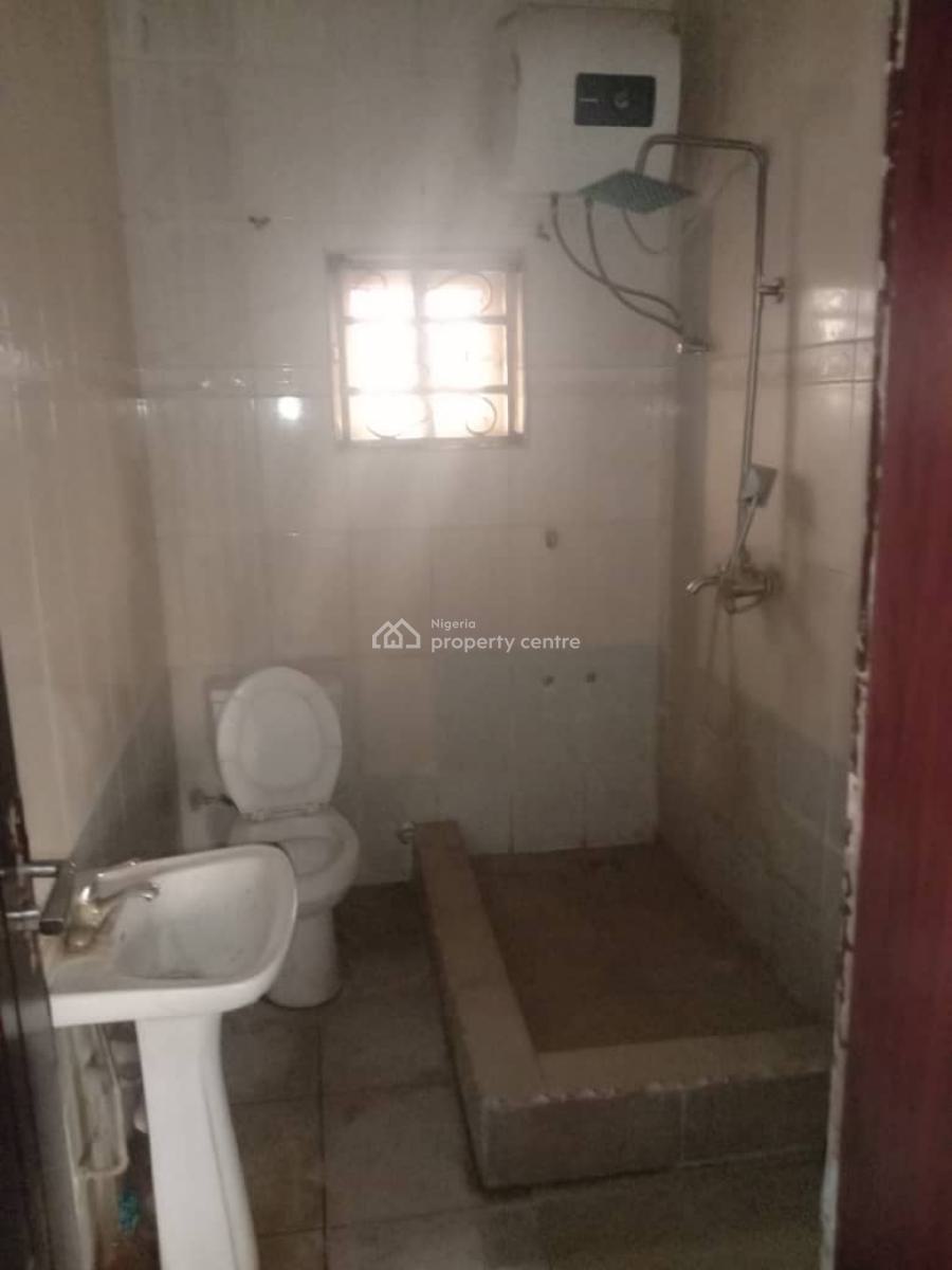 Three Bedrooms Flat, Kado, Abuja, Flat / Apartment for Rent