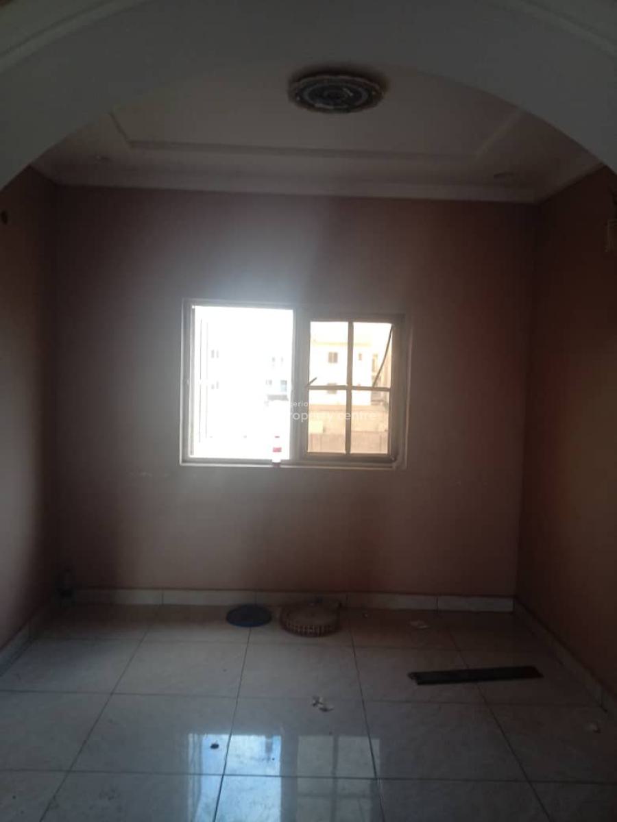 Three Bedrooms Flat, Kado, Abuja, Flat / Apartment for Rent