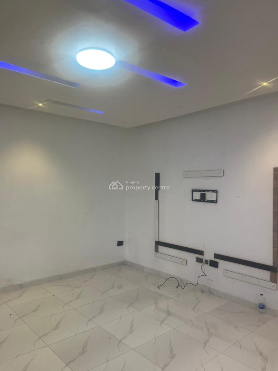Luxury Semi-furnished Apartments, 20, Westside Drive, Ogombo, Ajah, Lagos, Mini Flat (room and Parlour) for Rent