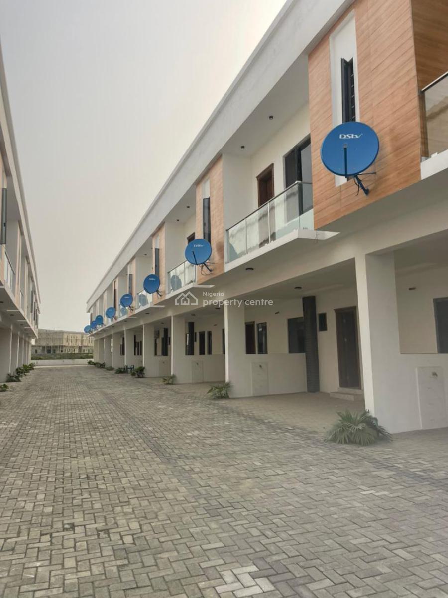 4 Bedroom Terrace Duplex with Qauality Facility, Ikota, Lekki, Lagos, Terraced Duplex for Sale
