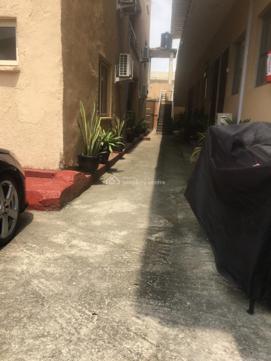 Executive Furnished Mini Flat, Off Sanusi, Victoria Island (vi), Lagos, Flat / Apartment for Rent