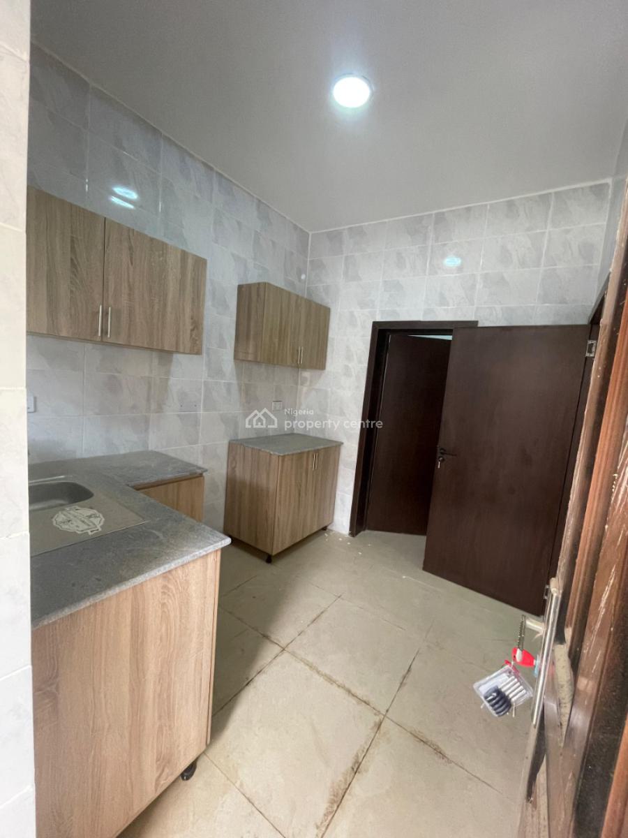 Brand New 3 Bedroom Flat in an Estate, Jahi By Aduvie School, Jahi, Abuja, Flat / Apartment for Rent