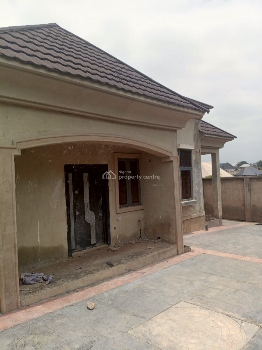 Modern 4 Bedroom Bungalow on a Plot of Land in a Gated Estate, Adewumi, Olodo,, Alakia, Ibadan, Oyo, Detached Bungalow for Sale
