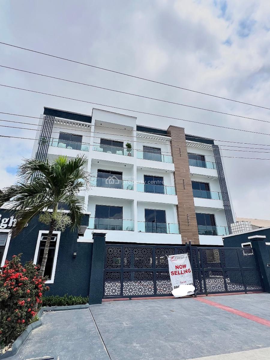 Beautiful 2 Bedroom Apartment with Pool,elevator, Lekki Phase 1, Lekki, Lagos, Block of Flats for Sale