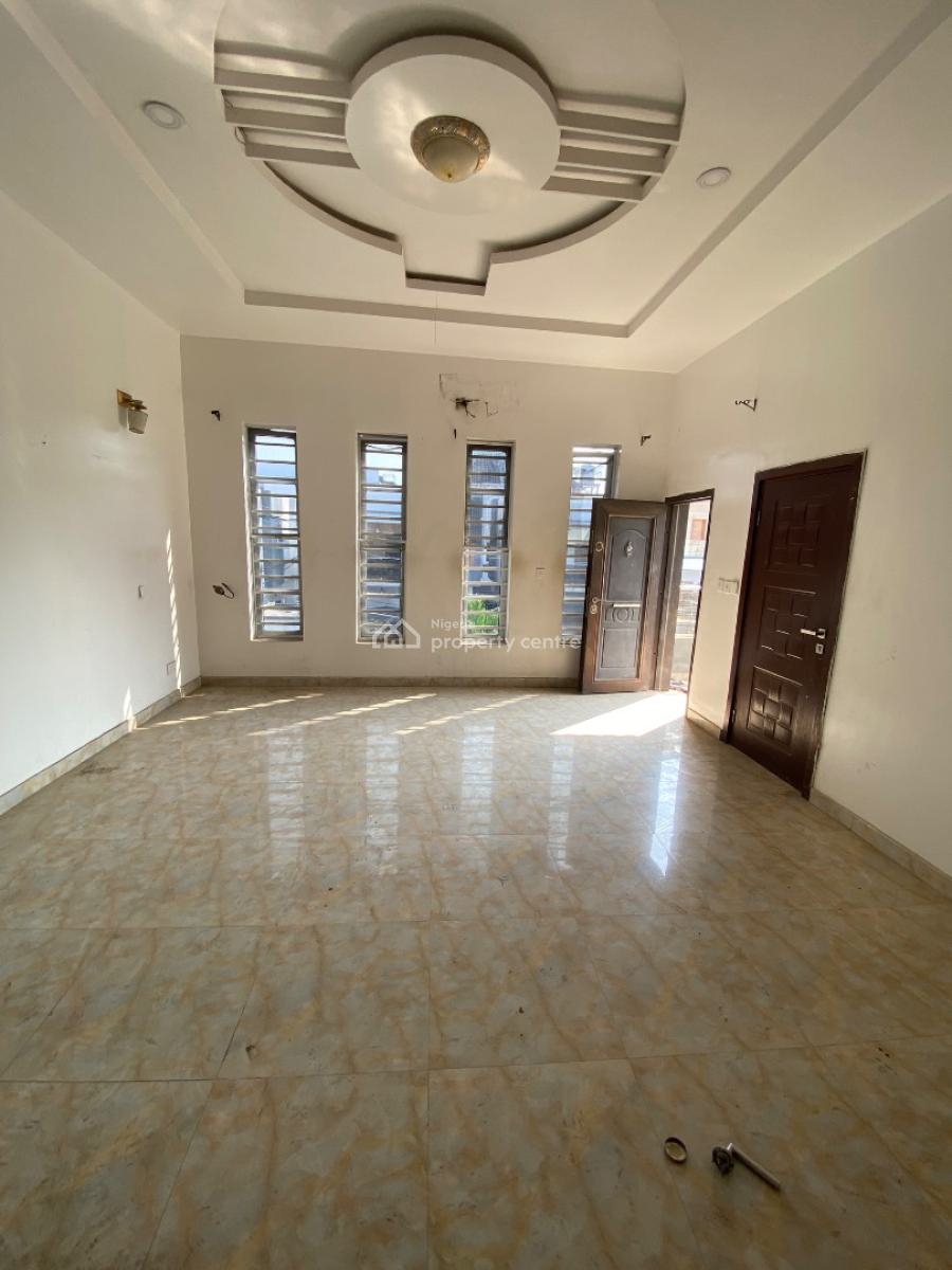 Distress 4bedroom Semidetached Duplex & Bq,big Compound,buy & Renovate, Lekki Palm City, Ajah, Lagos, House for Sale