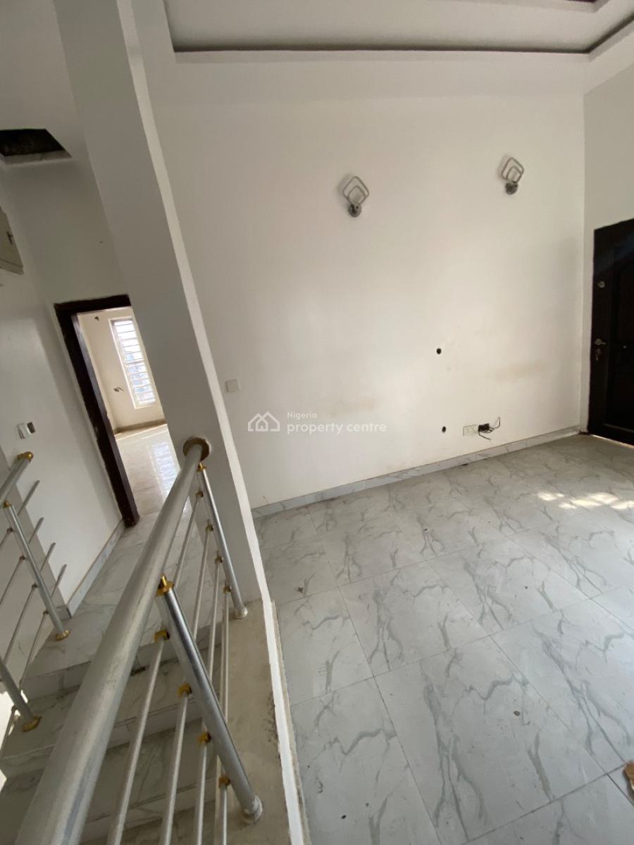 Distress 4bedroom Semidetached Duplex & Bq,big Compound,buy & Renovate, Lekki Palm City, Ajah, Lagos, House for Sale