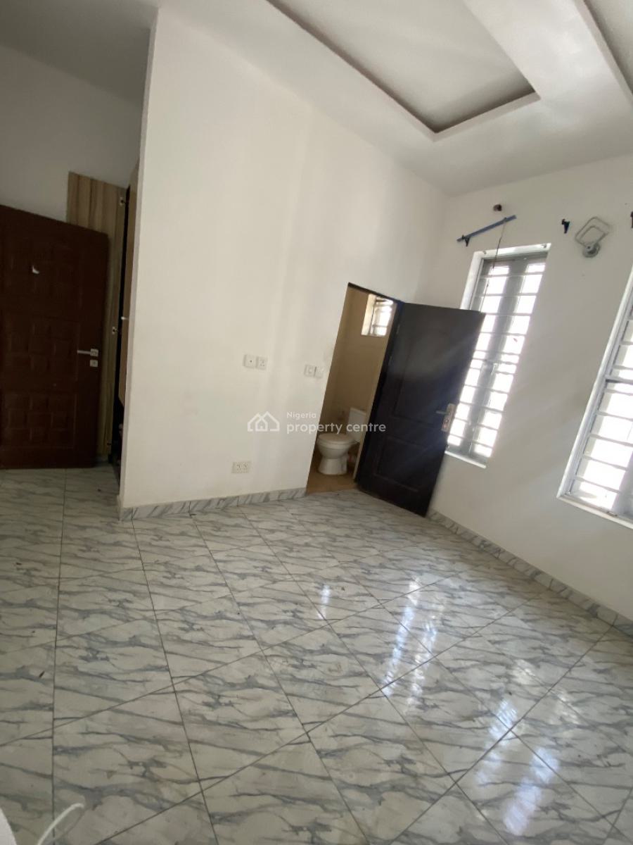 Distress 4bedroom Semidetached Duplex & Bq,big Compound,buy & Renovate, Lekki Palm City, Ajah, Lagos, House for Sale