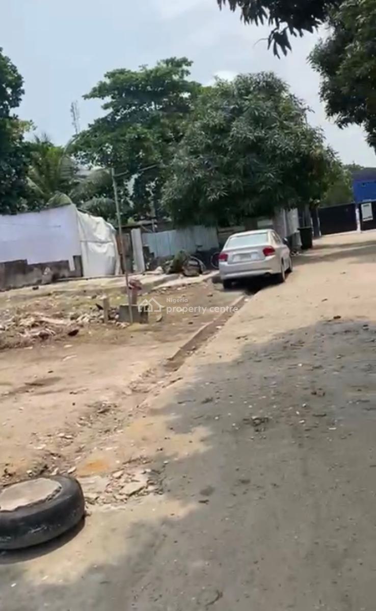 3 Units of Demolishable Bungalows Sitting on Over 320m2 Plot Each, Along Ademola Adetokunbo Street,  Victoria Island,, Victoria Island (vi), Lagos, Detached Bungalow for Sale