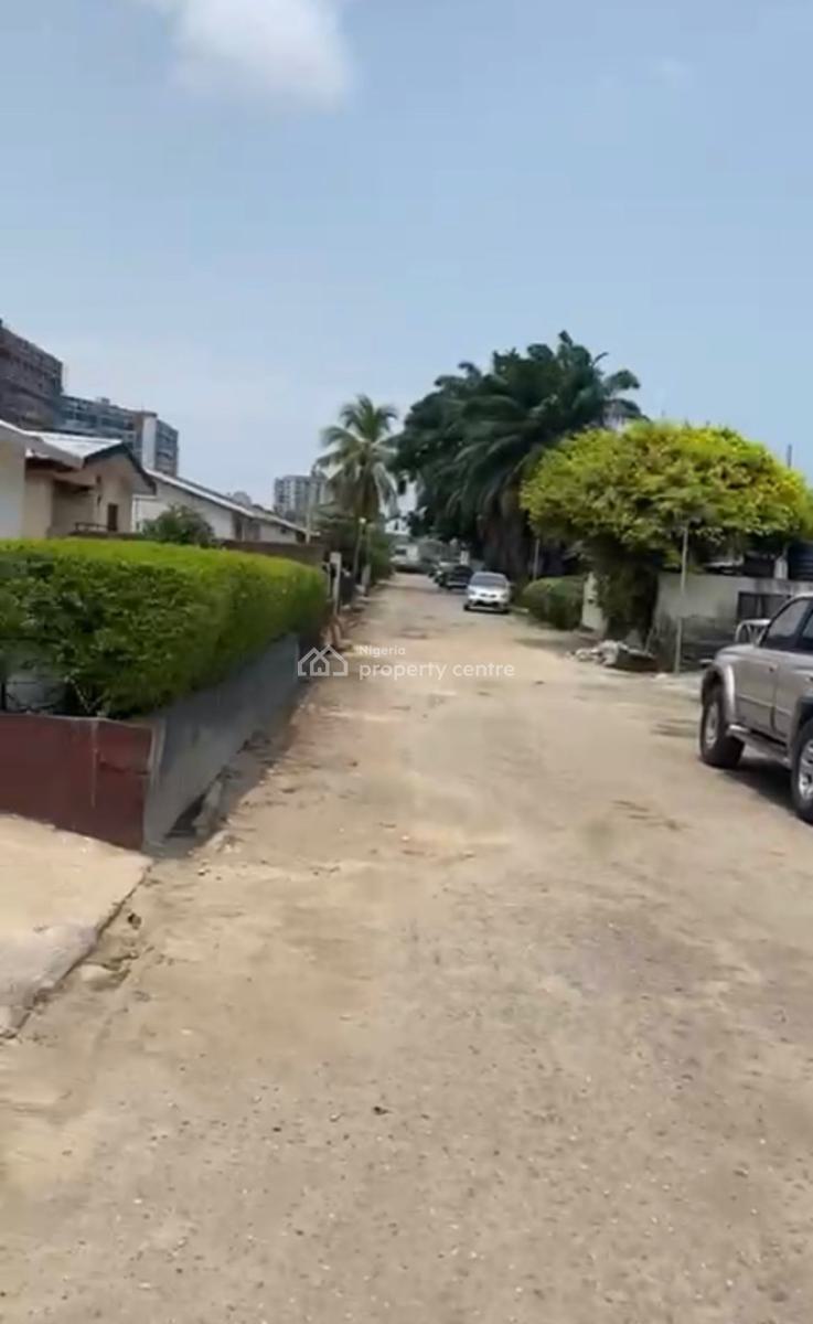 3 Units of Demolishable Bungalows Sitting on Over 320m2 Plot Each, Along Ademola Adetokunbo Street,  Victoria Island,, Victoria Island (vi), Lagos, Detached Bungalow for Sale
