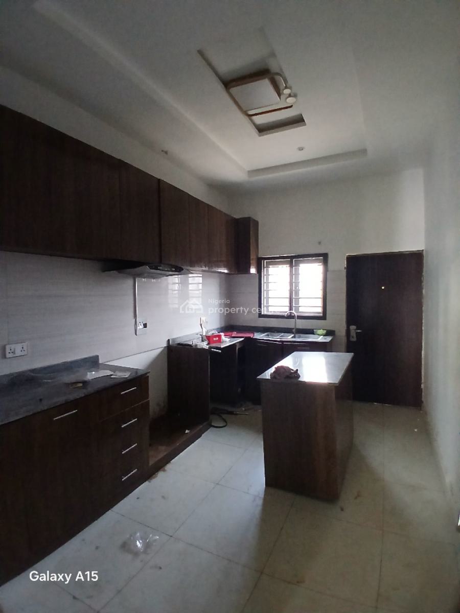 Nice 2 Bedroom Flat on The Ground Floor, Jahi, Abuja, Flat / Apartment for Rent