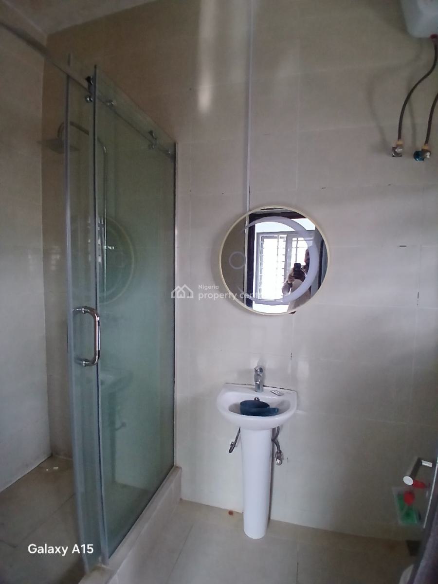 Nice 2 Bedroom Flat on The Ground Floor, Jahi, Abuja, Flat / Apartment for Rent