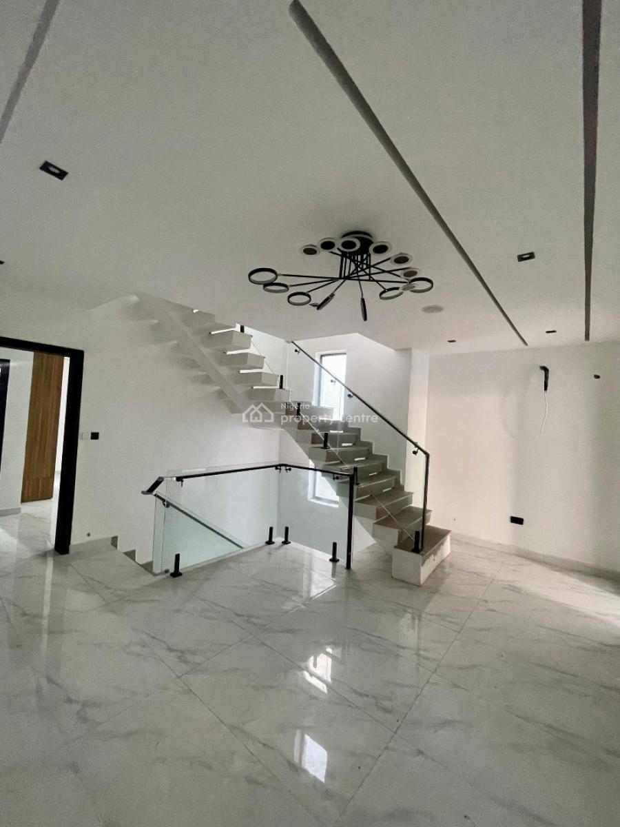 Luxury 4 Bedroom Semi-detached Duplex with Bq  Location: Ikate Lekki, Ikate, Lekki Phase 1, Lekki, Lagos, Detached Duplex for Sale