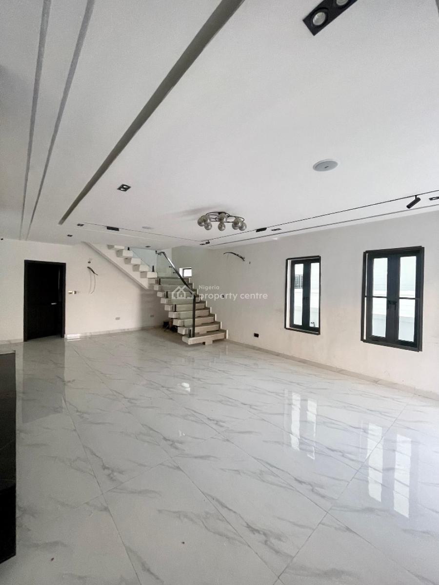 Luxury 4 Bedroom Semi-detached Duplex with Bq  Location: Ikate Lekki, Ikate, Lekki Phase 1, Lekki, Lagos, Detached Duplex for Sale