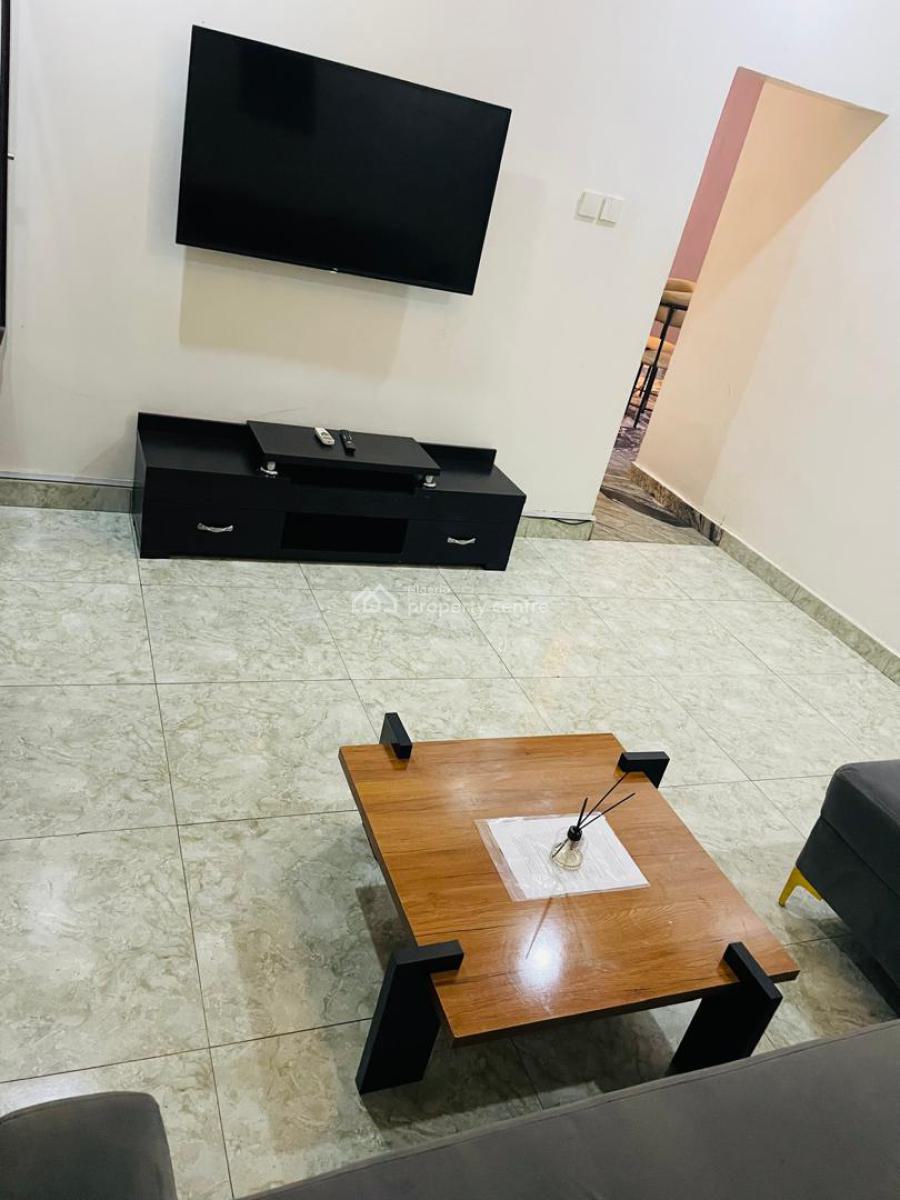 Luxury Furnished 2 Bedrooms Apartment with Excellent Services, Off 3rd Avenue, Gwarinpa, Abuja, Flat / Apartment Short Let