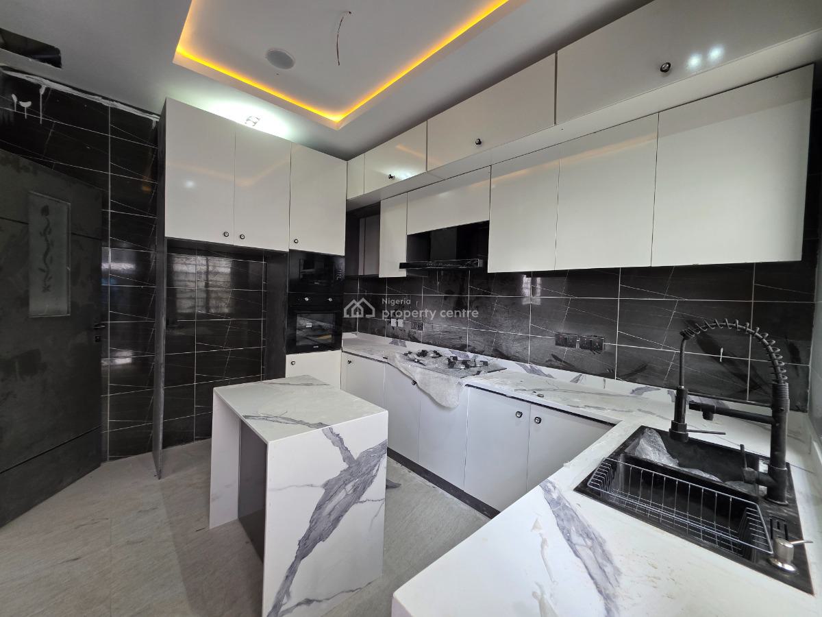 Exquisite 4 Bedroom Semi-detached Duplex with Bq, Lekki, Lagos, Semi-detached Duplex for Sale